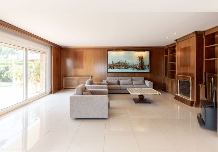 Villa a Argentona, Barcelona, Argentona - € 3.950/mes | Ref: KBMN542 - foto 1