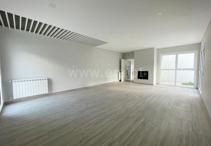 Villa i Covilha, Castelo Branco, Covilha - € 490.000 | Ref: 111260078 - foto 1