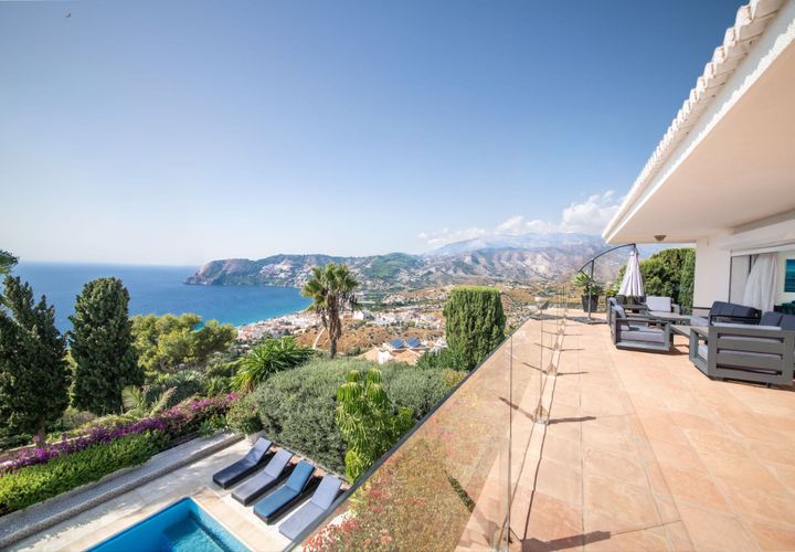 Villa a La Herradura, Granada, La Herradura - € 2.285.000 | Ref: 1091 - foto 1