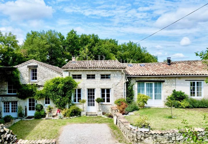 Villa a Duras, Lot-et-Garonne, Duras - € 609.500 | Ref: CPC010 - foto 1
