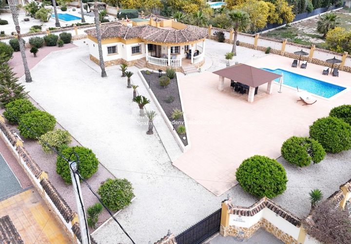 Villa a Catral, Alicante, Catral - € 379.000 | Ref: 5358 - foto 1