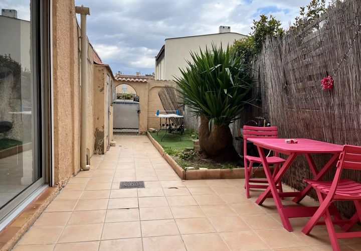Villa i Istres, Bouches-du-Rhone, Istres - € 235.000 | Ref: 86793989 - foto 1