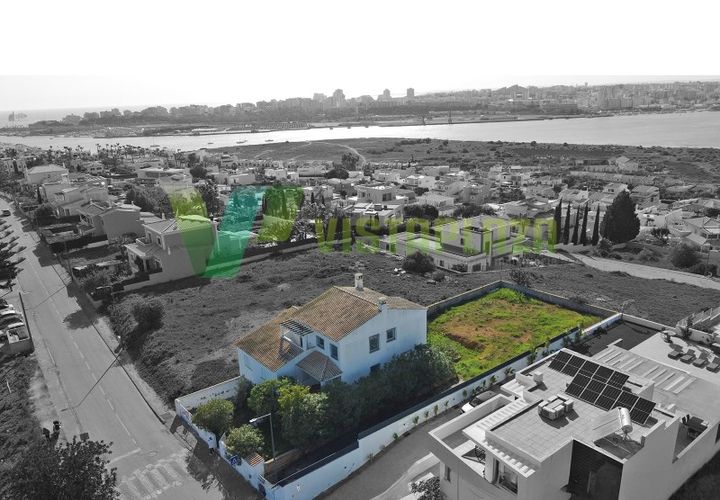 Villa em Estombar, Faro, Estombar - € 700.000 | Ref: VIV-7250 - foto 1