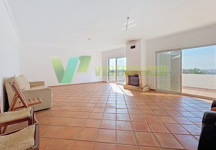 Villa i Estombar, Faro, Estombar - € 700.000 | Ref: VIV-7250 - foto 1
