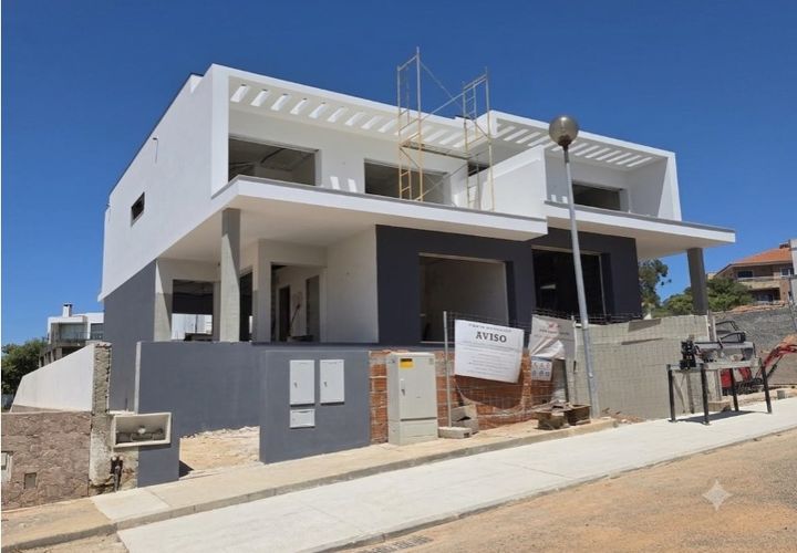 Villa i Matacaes, Lisbon, Matacaes - € 675 000 | Ref: PTC20260102.2 - foto 1