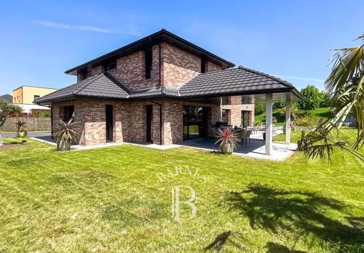 Villa i Mérignies, Nord, Mérignies - € 1.100.000 | Ref: 86848214 - foto 1
