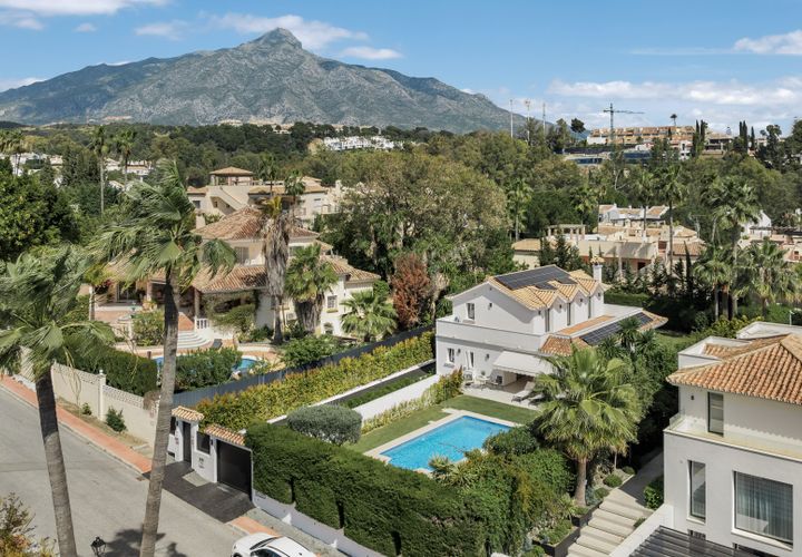 Villa i Marbella, Malaga, Marbella - € 2.650.000 | Ref: 720-00108P - foto 1