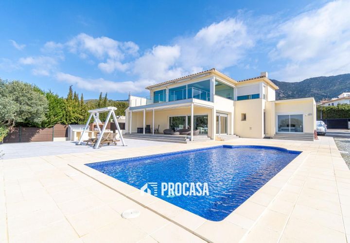 Villa i Roses, Gerona, Roses - € 1.200.000 | Ref: 4212 - foto 1