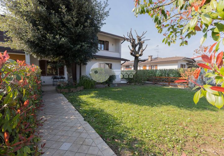 Villa i Isorella, Brescia, Isorella - € 260.000 | Ref: 6415062020-1395 - foto 1