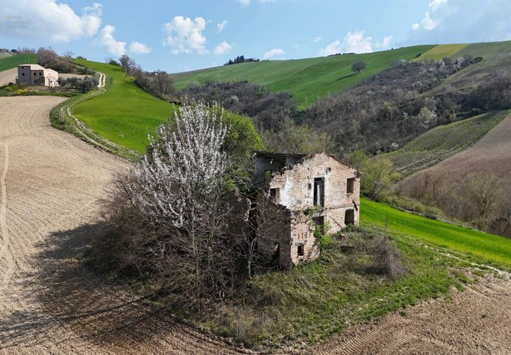 Landejendom i Ripatransone, Ascoli Piceno, Ripatransone - € 68.000 | Ref: 34065 - foto 1