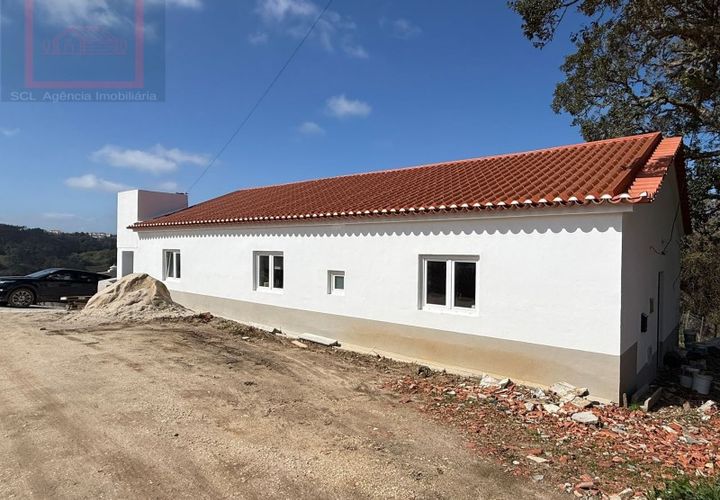 Villa i Caldas da Rainha, Leiria, Caldas da Rainha - € 399.000 | Ref: SCL1074 - foto 1