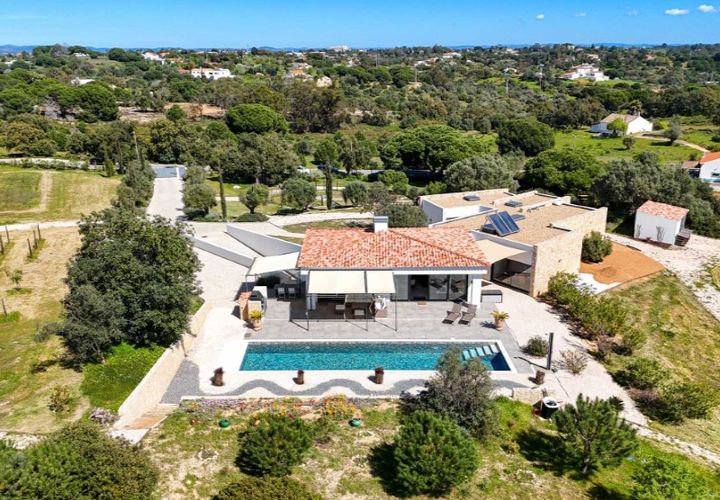 Villa a Carvoeiro, Faro, Carvoeiro - € 2.350.000 | Ref: W-02VUYP - foto 1
