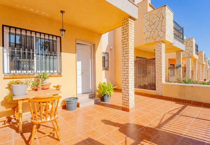 Byhus i Punta Prima, Alicante, Punta Prima - € 199.000 | Ref: 3-14950/75722 - foto 1