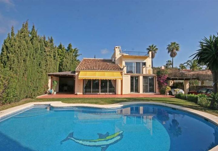 Villa i Marbella, Malaga, Marbella - € 1 000 000 | Ref: ED-B25681SR - foto 1