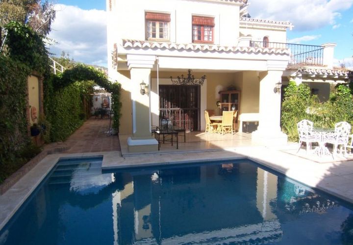 Villa a Marbella, Malaga, Marbella - € 895.000 | Ref: ED-B29771SR - foto 1