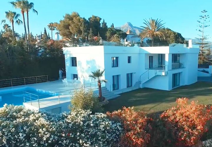 Villa a Marbella, Malaga, Marbella - € 1.890.000 | Ref: ED-B10271SR - foto 1