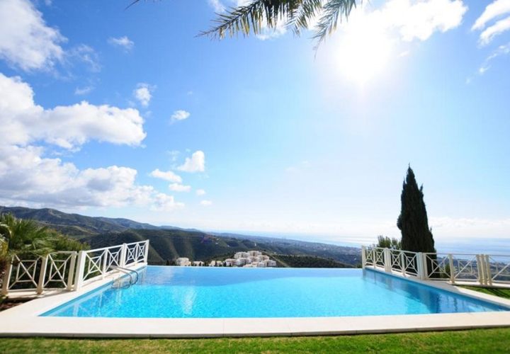 Villa a Marbella, Malaga, Marbella - € 2.750.000 | Ref: ED-B41071SR - foto 1