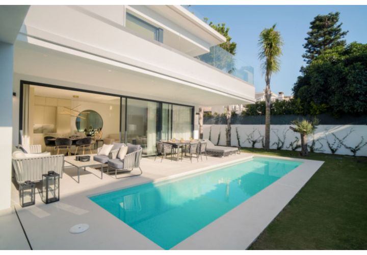 Villa i Marbella, Malaga, Marbella - € 3.250.000 | Ref: ED-BD2090 - foto 1