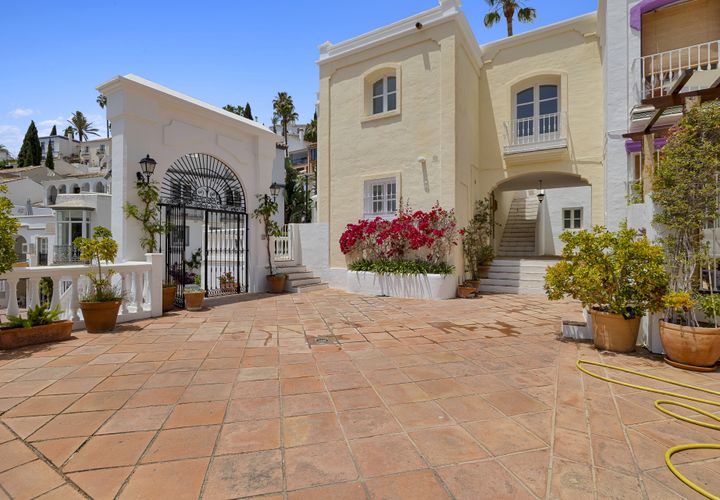 Villa a Benahavis, Malaga, Benahavis - € 570.000 | Ref: ED-BD2538 - foto 1