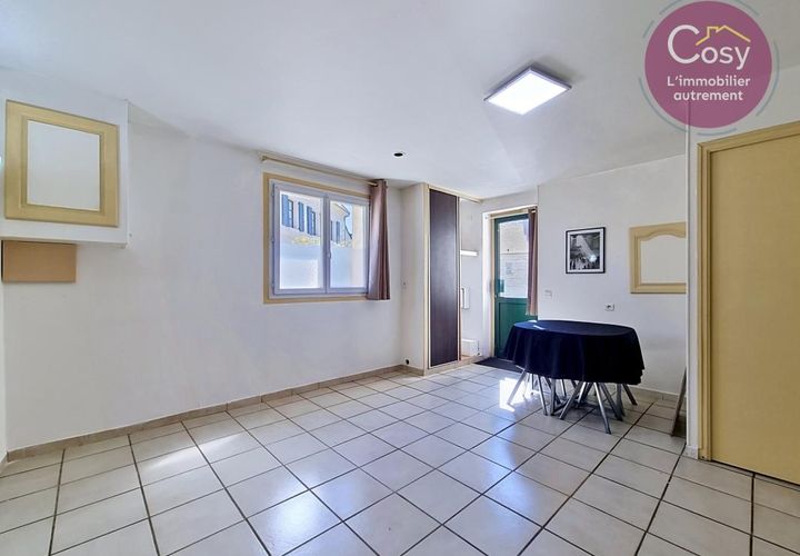 Landsbyhus i Ambleny, Aisne, Ambleny - € 89.900 | Ref: getkey_u_520872929 - foto 1