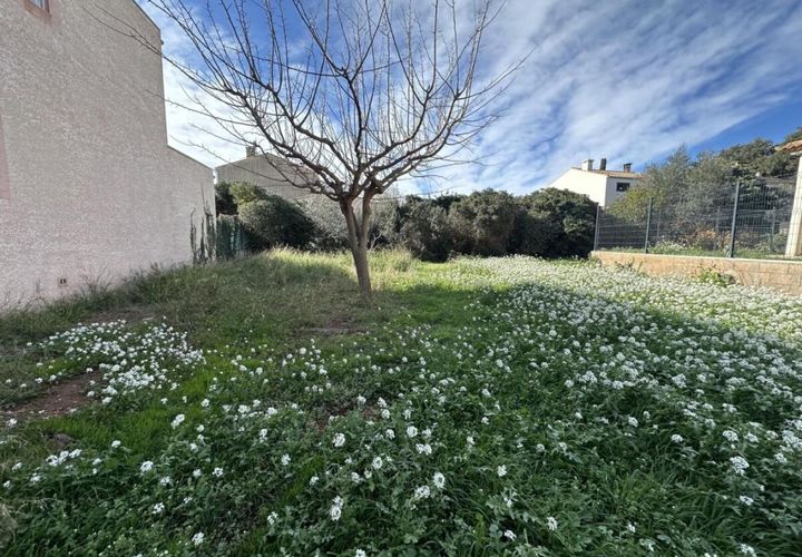 Helårsgrund i Frontignan, Herault, Frontignan - € 210.000 | Ref: getkey_10079 - foto 1