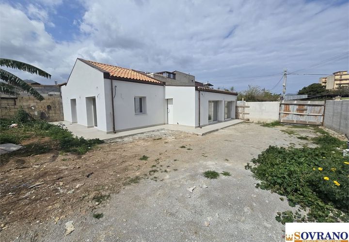 Villa a Palermo, Palermo, Palermo - € 340.000 | Ref: 46/26 - foto 1