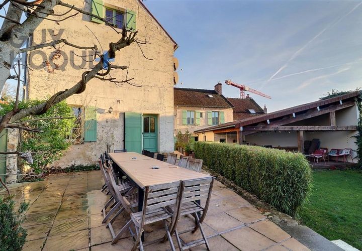 Villa a Verdelot, Seine-et-Marne, Verdelot - € 240.000 | Ref: 688 - foto 1