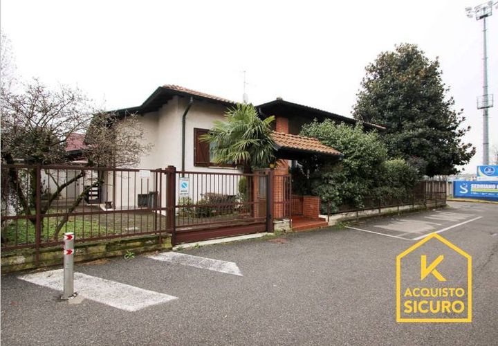 Villa a Sedriano, Milan, Sedriano - € 545.000 | Ref: 26/032 CampoSportivo - foto 1