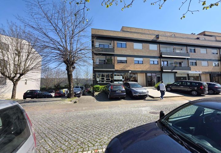 Lejlighed i Penafiel, Porto, Penafiel - € 250.000 | Ref: C0188-01886 - foto 1