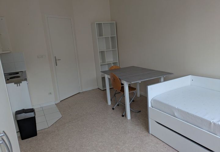 Estudi a Amiens, Somme, Amiens - € 425/mes | Ref: 870215 - foto 1