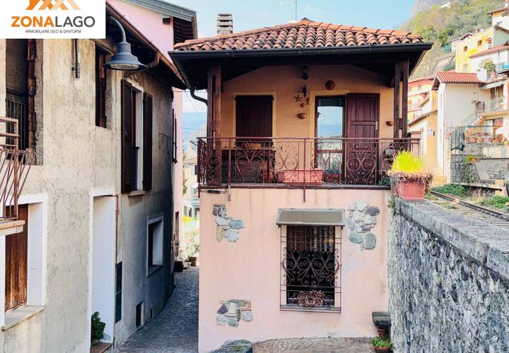 Villa i Marone, Brescia, Marone - € 390.000 | Ref: MRN 205 - foto 1