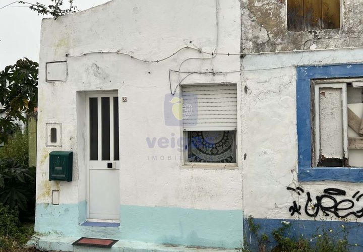 Villa a Montijo, Setubal, Montijo - € 300.000 | Ref: ALVER-216750 - foto 1