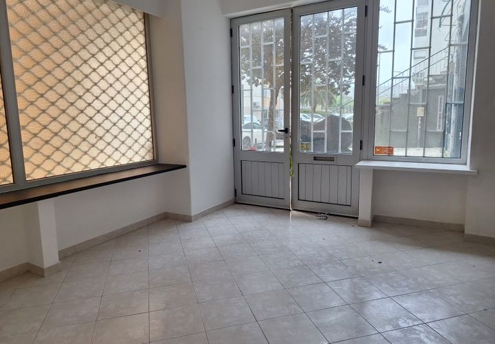 Erhvervsejendom i Odivelas, Lisbon, Odivelas - € 110.000 | Ref: BAI_294 - foto 1