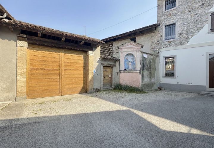 Landejendom i Udine, Udine, Udine - € 140.000 | Ref: Casale storico - foto 1