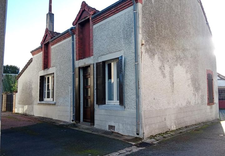 Villa i Cluis, Indre, Cluis - € 53.000 | Ref: 3011441959 - foto 1