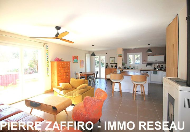 Villa i Llupia, Pyrenees-Orientales, Llupia - € 340.000 | Ref: 3011443477 - foto 1