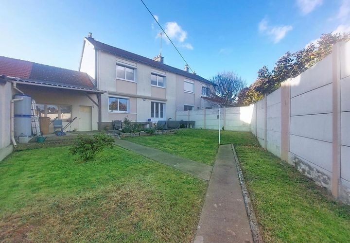 Villa a Cholet, Maine-et-Loire, Cholet - € 207.900 | Ref: 200961 - foto 1