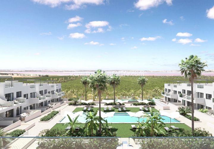 Bungalou a Torrevieja, Alicante, Torrevieja - € 329.900 | Ref: 18970 - foto 1