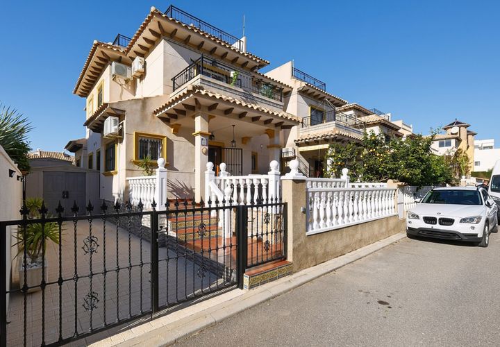 Rækkehus i La Zenia, Alicante, La Zenia - € 250.000 | Ref: HOM165 - foto 1