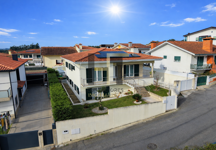 Villa i Trofa, Porto, Trofa - € 465.000 | Ref: HT00141 - foto 1