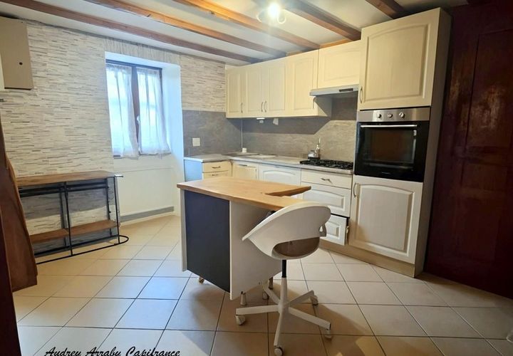 Byhus i Lezoux, Puy-de-Dome, Lezoux - € 140.000 | Ref: 340932799689 - foto 1