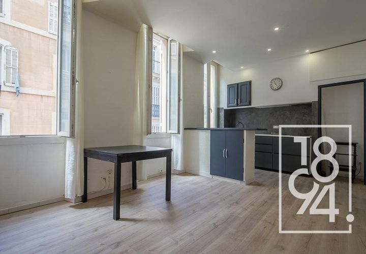 Lejlighed i Marseille, Bouches-du-Rhone, Marseille - € 215.000 | Ref: C877-CJP-QOZ - foto 1