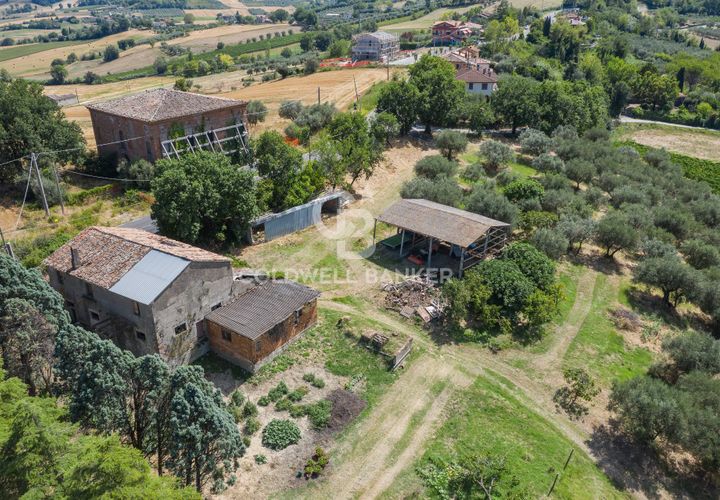 Landejendom i Coriano, Rimini, Coriano - € 160.000 | Ref: CBI099-1528-520823 - foto 1