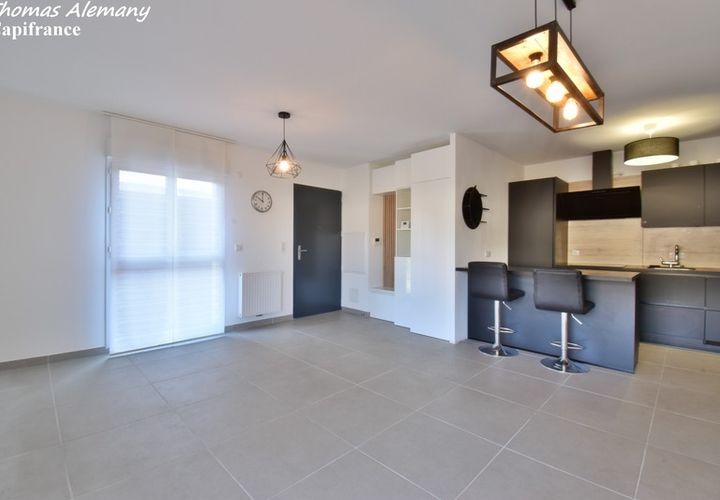 Lejlighed i Manosque, Alpes-de-Haute-Provence, Manosque - € 244.000 | Ref: 340939492382 - foto 1