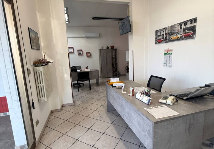 Erhvervsejendom i Monza, Monza and Brianza, Monza - € 780.000 | Ref: 533571 - foto 1