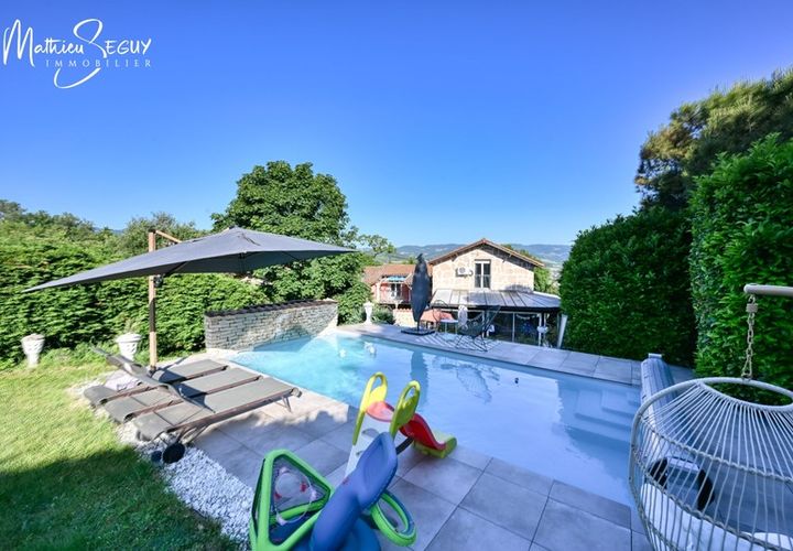 Villa a Soucieu-en-Jarrest, Rhone, Soucieu-en-Jarrest - € 499.900 | Ref: 340932628937 - foto 1