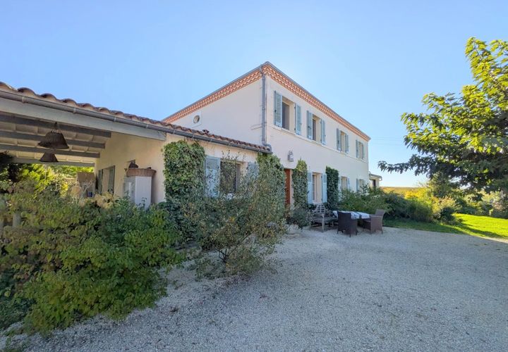 Villa i Pons, Charente-Maritime, Pons - € 449.000 | Ref: BVI84500 - foto 1