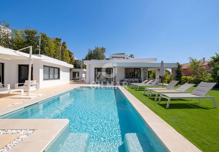Villa a Benalmadena, Malaga, Benalmadena - € 2.250.000 | Ref: 221372 - foto 1