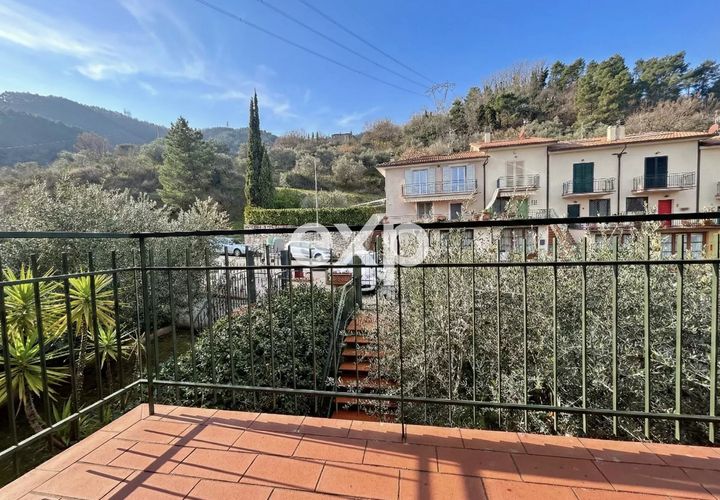 Villa i Carmignano, Prato, Carmignano - € 300.000 | Ref: exp-011887 - foto 1
