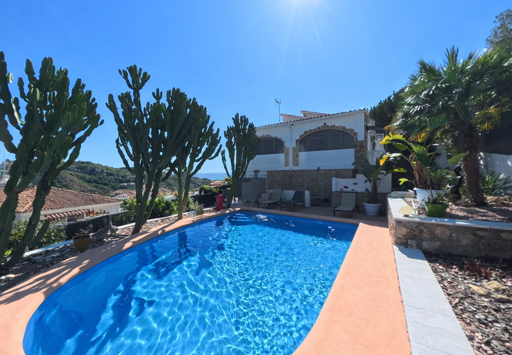 Haus in Denia, Alicante, Denia - € 549.000 | Ref: 835 - Foto 1